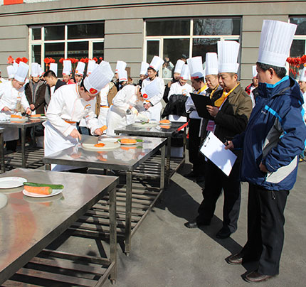 ʵѵ��ѧ������ѧ���漼��